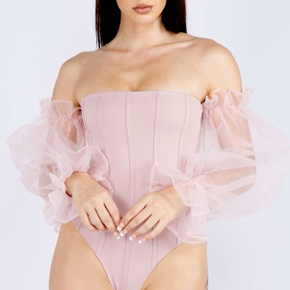 Baby pink balloon sleeve bodysuit